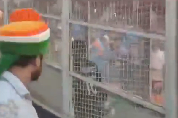 IND vs PAK: Jai Shri Ram Chant by fans while Pakistan player Mohammad Rizwan walk back to Dressing room 