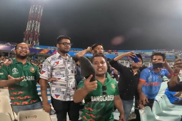 Bangladesh fan beats himself with sliper after their team lost vs netherland 