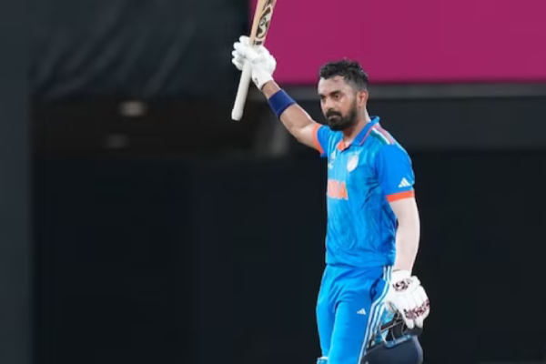 I thought Shreyas iyer would last 2 overs but he got out in just 2 balls says KL Rahul 