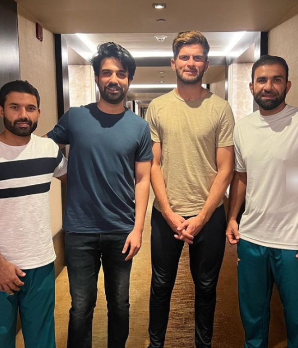 ICC ODI world cup 2023 : Pakistan team went to peshawar restuarant to eat kababs ICC ODI world cup 2023 : Pakistan team went to peshawar restuarant to eat kababs