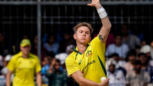 Australian bowler picks 4 wickets despite suffering from back spasm