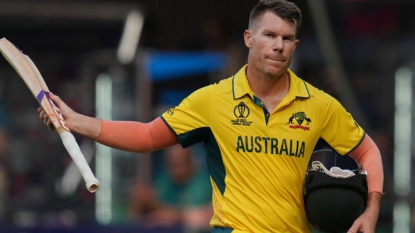 AUS vs PAK: David Warner scored his 7th 150 plus score in ODIs against Pakistan at Chinnaswamy Stadium 