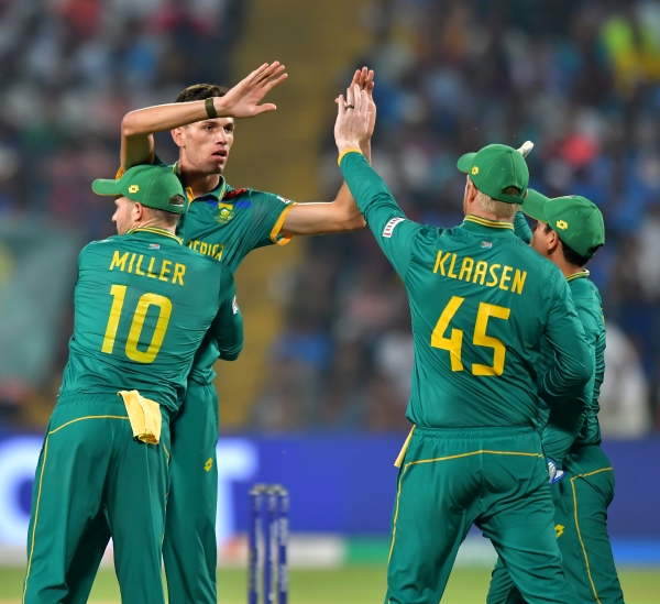 ICC World cup - south africa created new record in six hitting 