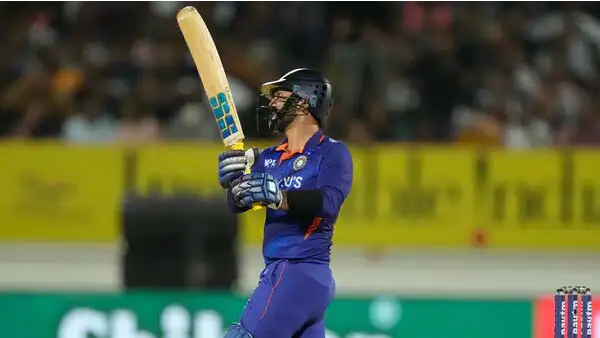 ICC World cup Final ind vs aus - Dinesh Karthik lauds this indian cricketer as MVP