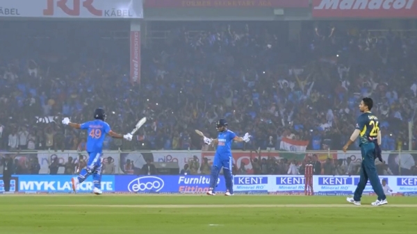 INDIA vs AUSTRALIA 1st T20 : Rinku Singh Finished the Match without any fear and tension in the Last over against Australia in Visakhapatnam 