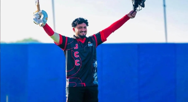 Hamza Saleem Dar smashed unbeatan 193* runs in just 43 balls European Cricket League T10 in Spain 