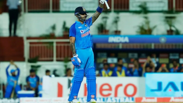 India vs south africa - Fans trolling for suryakumar yadav scoring century in bilateral series 