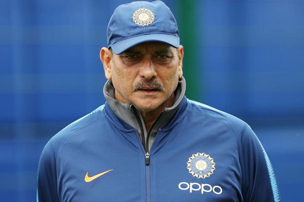 India vs south africa 2nd test - Ravi shastri trolls team india for losing 6 wickets for o runs 