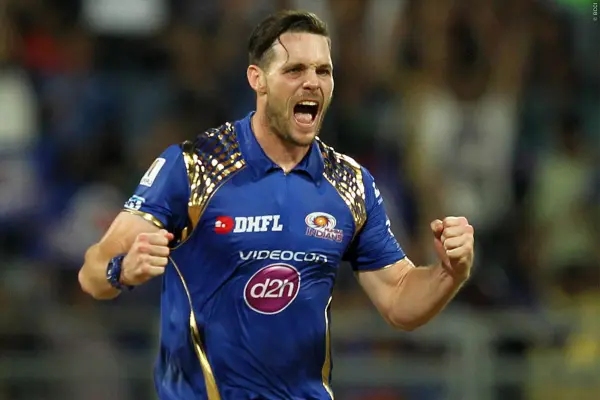IPL 2024 : Former Cricketer Mitchell McClenaghan appointed as a bowling Coach for MI emirates for ILT20 2024 