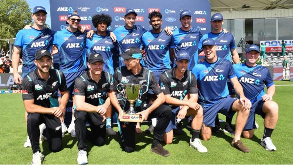 Pak vs NZ - Pakistan beat New Zealand in a 5th t20 