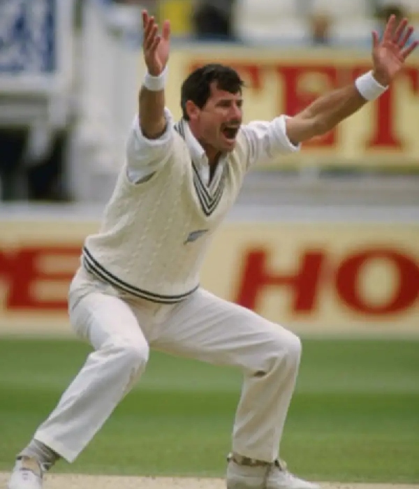 Cricket Titbits - Sir Richard Hadlee family dominates New Zealand cricket 