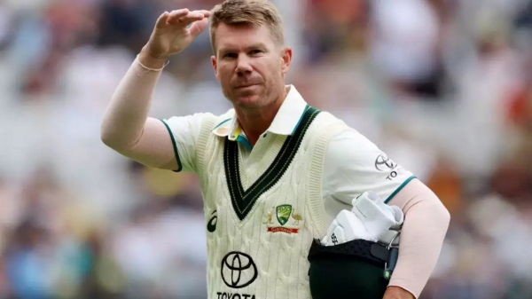 AUS vs PAK : Australia Player David Warner emotional during his farewell speech to fans in Sydney Ground 