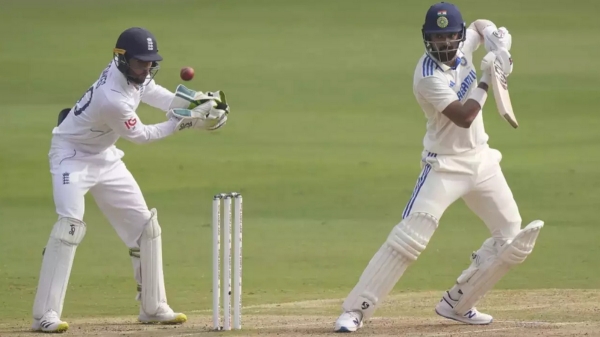 IND vs ENG 1st test - KL Rahul missed century by 14 runs as India score goes past 300 IND vs ENG 1st test - KL Rahul missed century by 14 runs as India score goes past 300