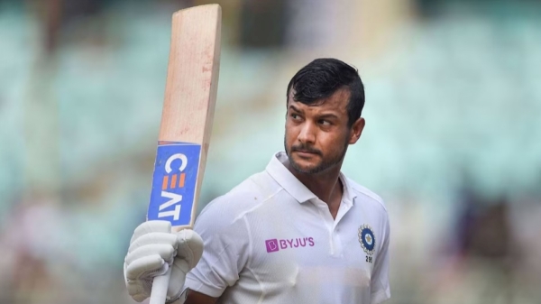 Indian Cricketer Mayank Agarwal cant talk for the next 48 hours confirms by the Manager 