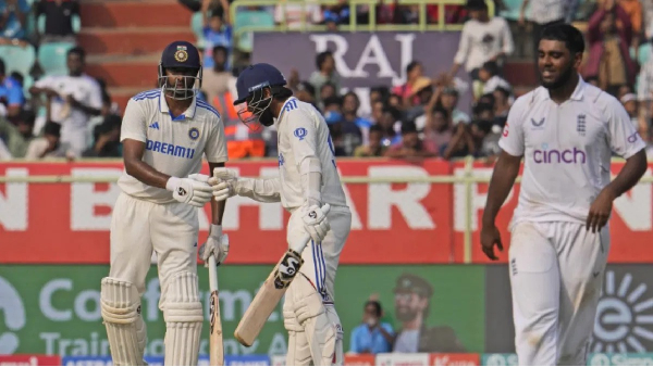 India vs England - Dinesh Karthik gives Explanation about Ben stokes complaint on DRS 