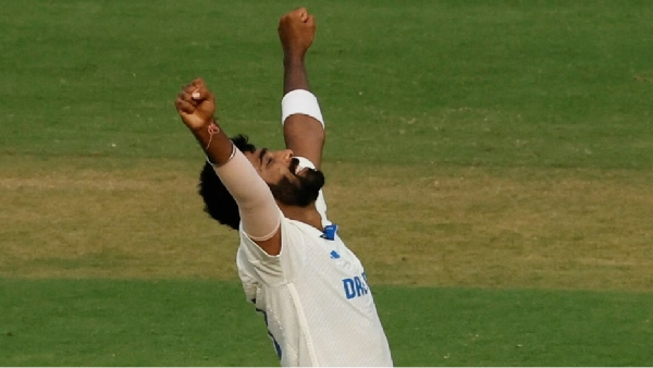 IND vs ENG : Ravi Shastri praised Kuldeep Yadav for defending 131 balls against England at Ranchi Pitch 