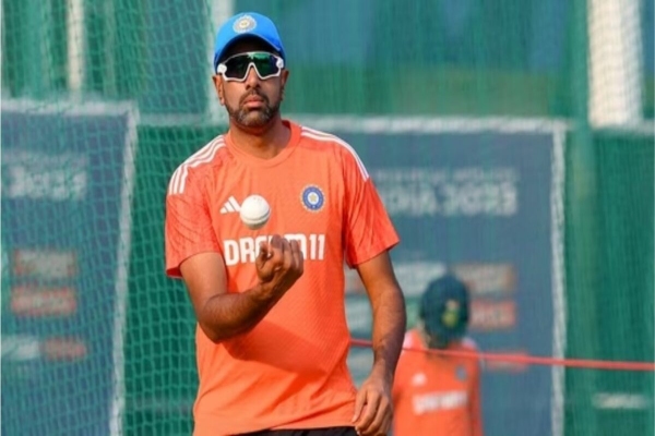 India vs England : Ravichandran Ashwin not able to take wickets in flat pitches says former player 