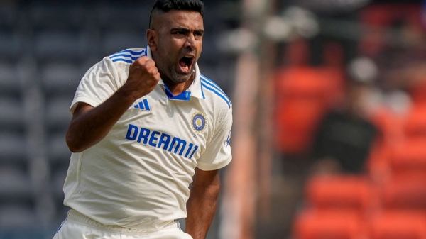 India vs England : India to play with 10 players as Ravichandran Ashwin left 