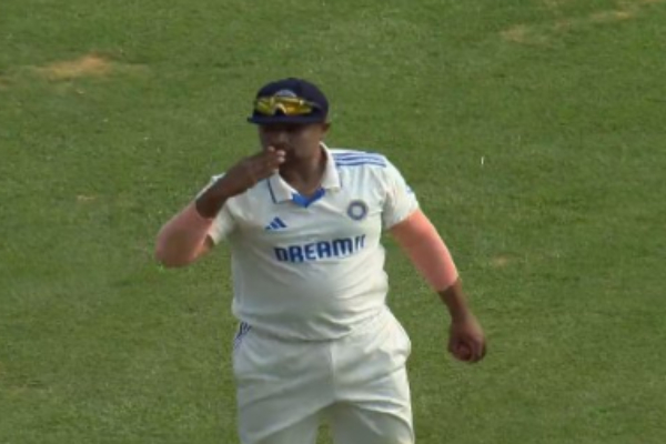 India vs England : Sarfaraz Khan kisses after dive for a catch 