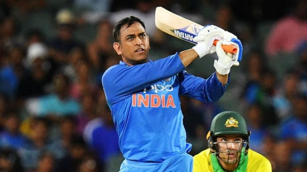 MS Dhoni gracefully refused crores rupees contract to just show the gratefulness 