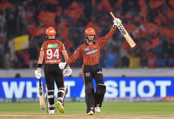 IPL 2024 - who is Abishek sharma - 23 Year old Punjab batter destroyed MI Batting