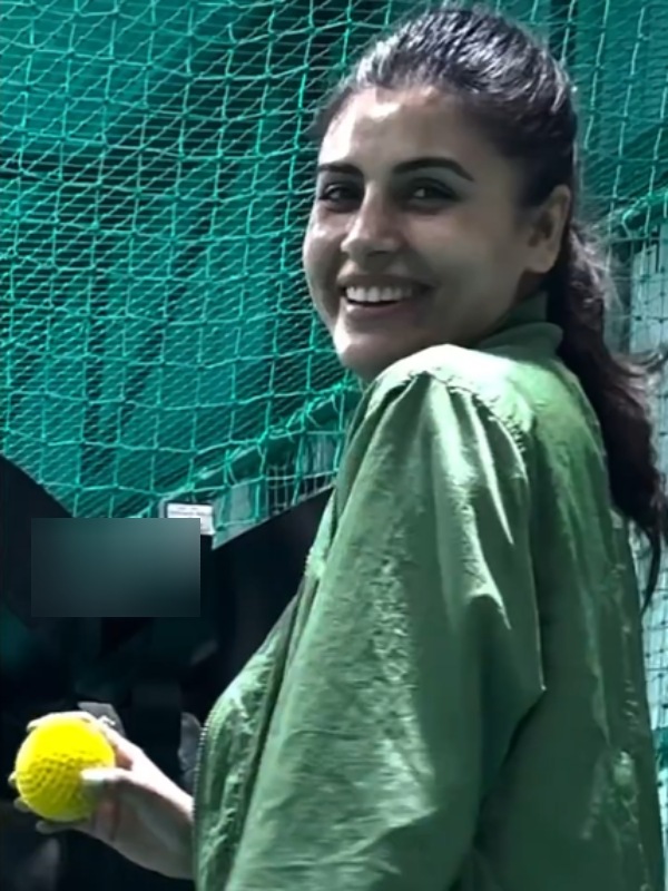 IPL 2024 - Deepak chahar getting Batting practice from his sister Malti chahar