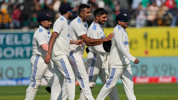 Ind vs Eng - 5th test India need to score 400 Runs in 1st innings to win