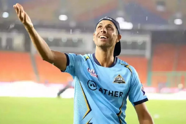 IPL 2024 Ashish Nehra backed me and told me to calm after the first over against Mumbai says Spencer johnson
