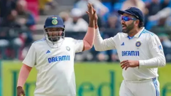 India vs England - Reason behind Rohit sharma changed batting order of sarfaraz khan