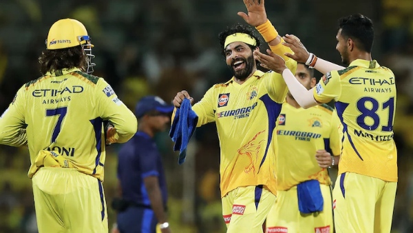 IPL 2024 CSK vs SRH MS Dhoni hit the first ball to boundary