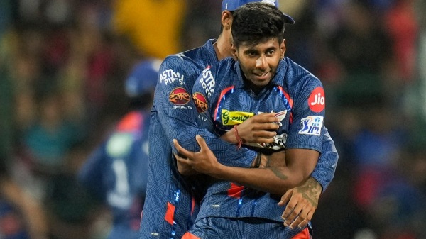 IPL 2024 - LSG Bowler Mayank yadav shines in RB by picking 2 wickets IPL 2024 - LSG Bowler Mayank yadav shines in RB by picking 2 wickets