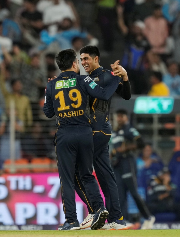 IPL 2024 GT vs PBKS - Shubman gill used RS For last ball during Punjab players celebration