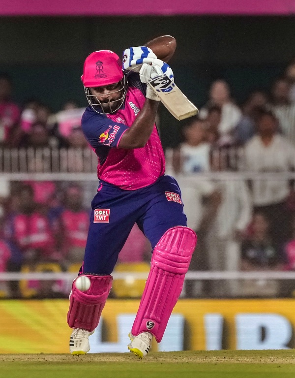 IPL 2024 SRH vs RR Rajasthan Captain Sanju Samson got out to Part time Spinner Abhishek Sharma in the Qualifier 2 at Chepauk