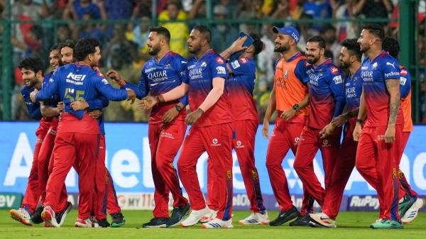 IPL 2024 RCB vs RR Little RCB fan crying after RCB lost against Rajasthan Royals by 4 wickets in the Eliminator