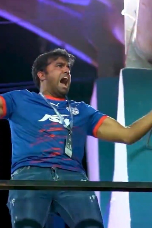 IPL 2024 DC vs RR Delhi Capitals owner Parth Jindal behaviour is criticized by fans