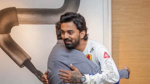 IPL 2024 - Lucknow owner Sanjiv Goenka hugs KL rahul and invited him for dinner