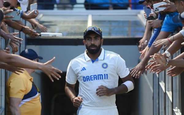 jasprit bumrah icc player of the december pat cummins ind vs aus