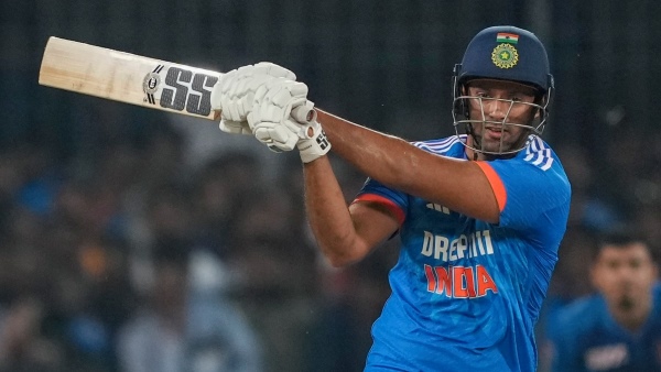 ind-vs-eng-4th-t20-shivam-dube-had-concussion-and-get-substituted-by-harshit-rana