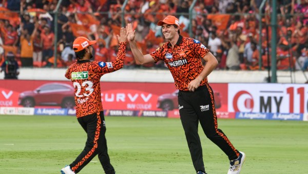 SRH vs PBKS Hilarious Moment Ishan Kishan Loses Sight of Ball During SRH vs PBKS Match