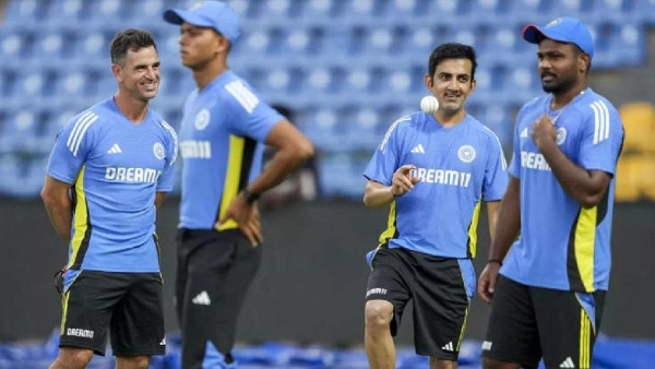 IND vs PAK Asia Cup Indian Assistant Coach Shuts Down Pakistan Coach Mike Hesson