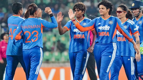 India women beat srilanka women