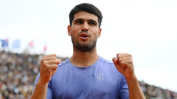 Australian Open 2026 Alcaraz Survives Hanfmann Test Sabalenka and Gauff Cruise While Raducanu Crashes Out