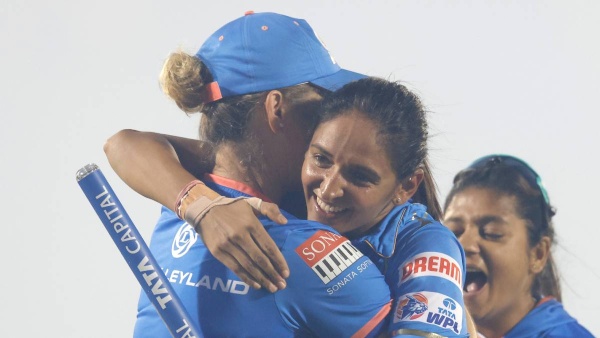WPL 2026 Harmanpreet Kaur s Explosive 71 Leads Mumbai Indians to Historic Chase Against Gujarat Giants in WPL 2026