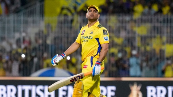 CSK MS Dhoni Should Bat Higher Up the Order for CSK Cheteshwar Pujara Questions MS Dhoni s Batting Position