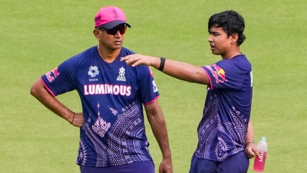 Vaibhav Suryavanshi Sanju Samson Praises 14-Year-Old Vaibhav Suryavanshi s Bravery and Incredible IPL Debut Success