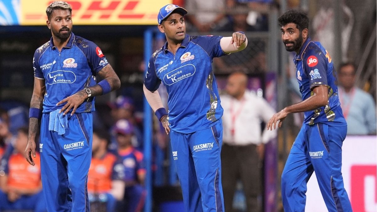 IPL 2026: தோற்றாலும் மும்பை இந்தியன்ஸ் அணியால் பிளே-ஆப் செல்ல முடியும் ஆனால்.. சிக்கலான கணக்கு!