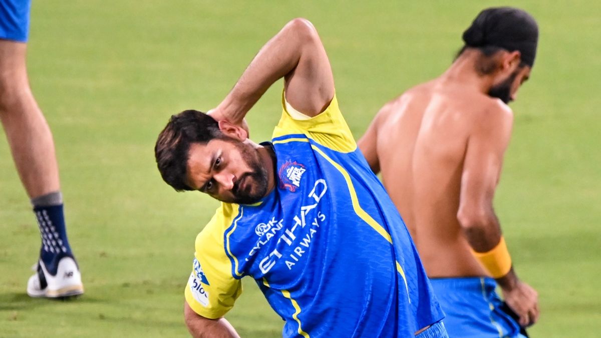 IPL 2026: மும்பைக்கு எதிரான போட்டியில் களமிறங்கும் தோனி.. சிஎஸ்கே பயிற்சியில் நடந்த மாற்றம்