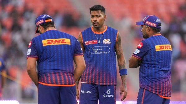 IPL 2026 Hardik Pandya Practice Video Sparks New Row Contradicts Coach Mahela Jayawardene s Injury Claim