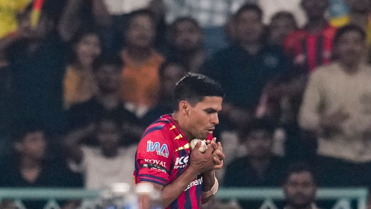 IPL 2026:இப்போ உங்க பேப்பர் எங்க இருக்கு..வைபவ் சூர்யவன்ஷியிடன் அடி வாங்கிய ஆகாஷ் மீது கவாஸ்கர் கேலி