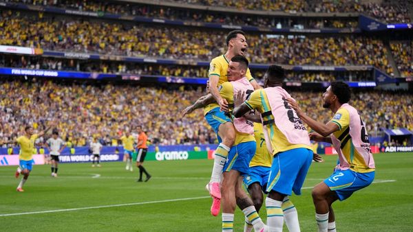 Gabriel Martinelli celebrating his 95th-minute winning goal
